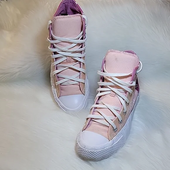 CONVERSE  Not a Chuck Storm Pink Hightop Sneakers size 5