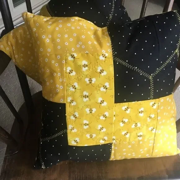 CLOSEOUT SALE $20NWT Set of Two Hand Crafted, Quilted “Bee Hive” Pillows.