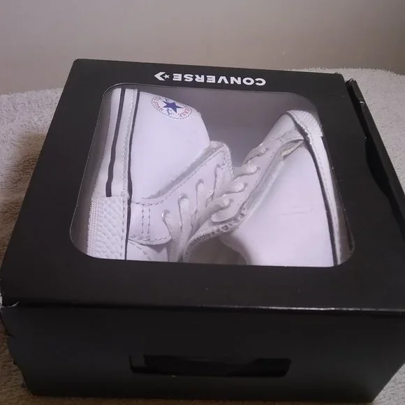 Converse Cribster Mid Baby Shoes White/Natural Ivory/White New Still In Box.....