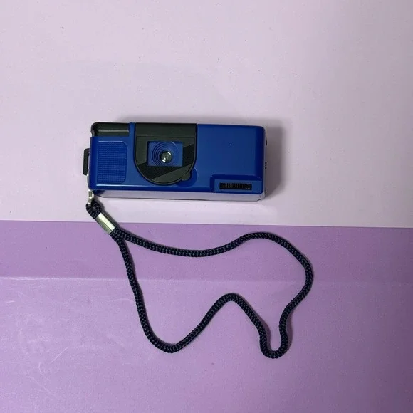 Sakar Mini Shot 110 Film Camera Blue Focus Free‎ Vintage New In Box Blue Camera
