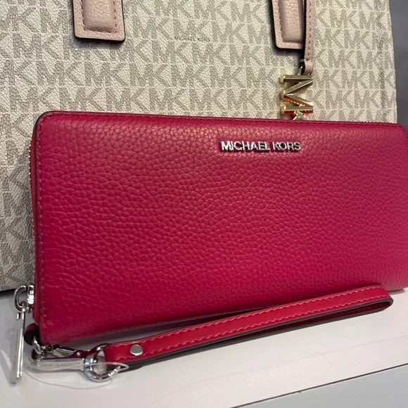 MICHAEL KORS Lg  Continental Wallet Wristlet Phone Holder  Dark Raspberry  NWT
