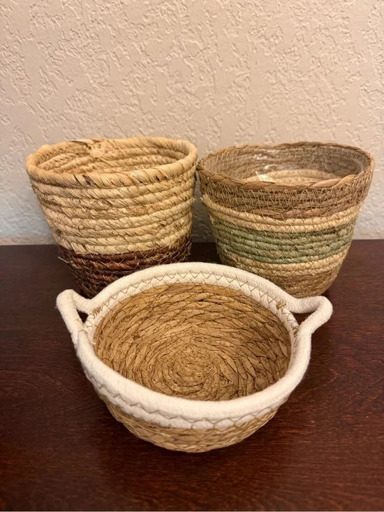 Seagrass Woven Basket Planters Storage Two-Tone Coiled  Design Boho Set Of 3