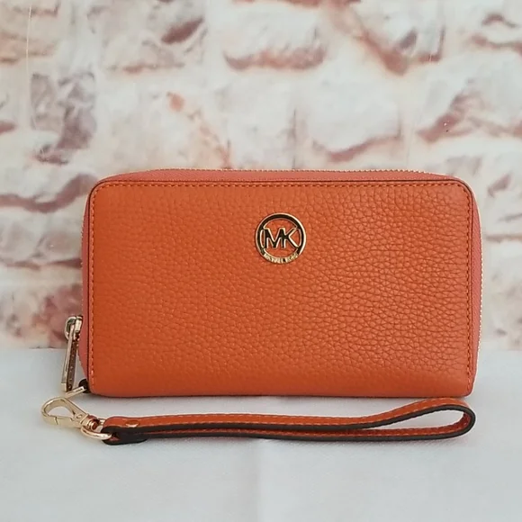 New Michael Kors Continental Wallet and Phone Case