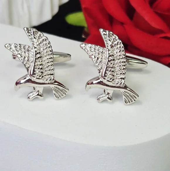 Silver Flying Eagle Cufflinks Wings Spread Patriotic Formal Americana Accessory