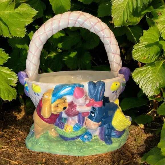 Disney Winnie the Pooh‎ Easter Basket 2000 Ceramic FTD Piglet Eeyore Figurine