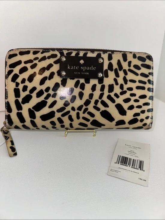 Kate Spade Daycation Lacey Wallet Storybook Lining Rare