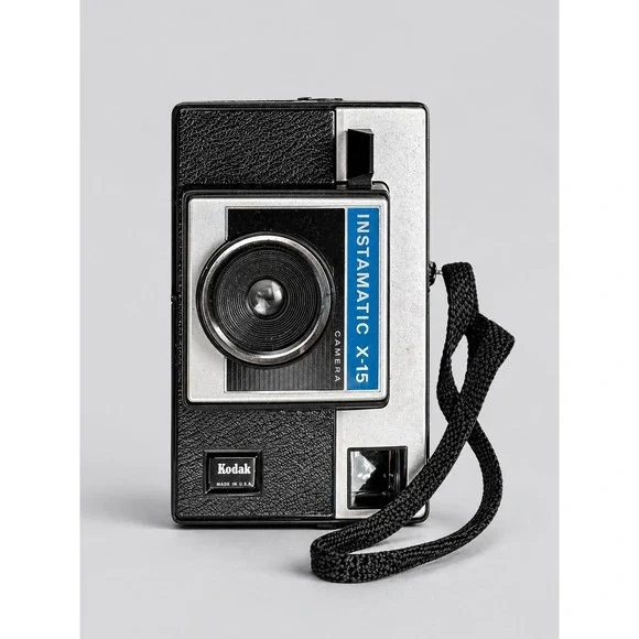 Vintage Kodak Instamatic X-15 Camera w Case Flash Cubes‎ Kit 1970s USA