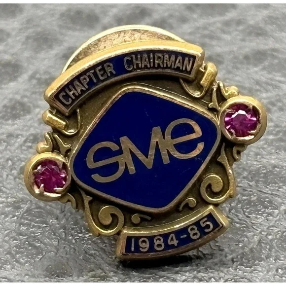 SME Society of Manufacturing Engineers 1984-85 Gold Fill Lapel Pin Ruby Enamel