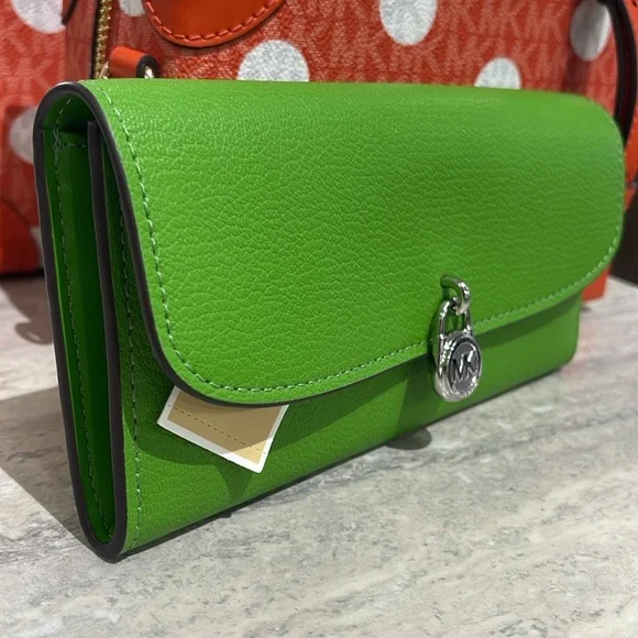 Michael Kors Hamilton Large Leather Flap Continental Wallet Jungle Green…