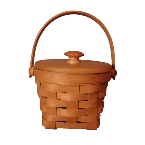 Longaberger Basket w Lid 1996 Signed Dresden OH Handwoven USA