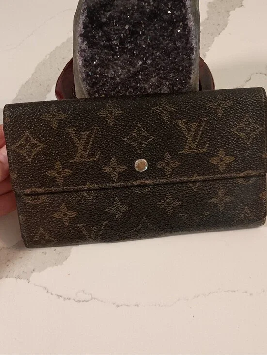 AUTHENTIC Louis Vuitton Monogram Porte Tresor International Trifold Wallet
