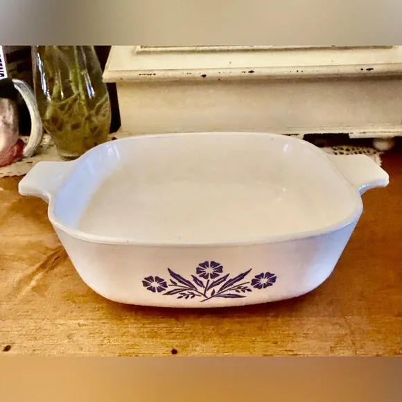 Vintage Corning Ware Blue Cornflower Rounded Square Casserole Dish - Model B-36