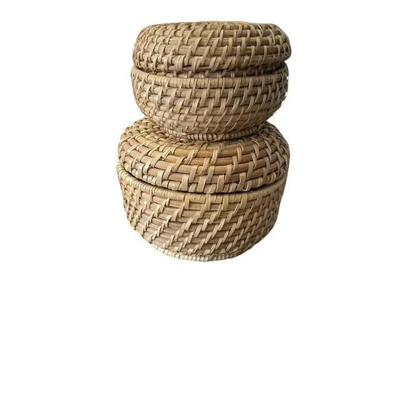 Vintage Set of 2 Round‎ Woven Rattan Lid Baskets – Boho Farmhouse Storage Decor