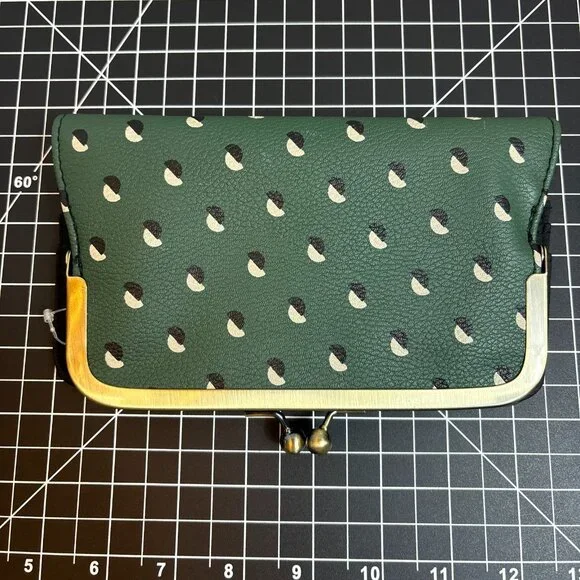 Sheng Tong Woman’s Wallet