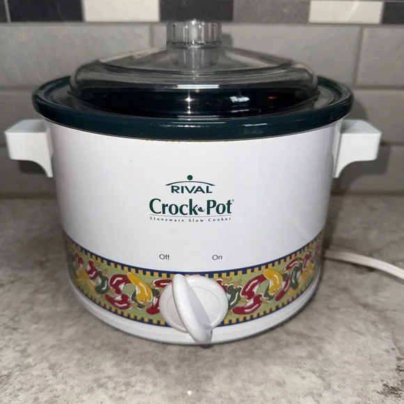 Rival Crock Pot 3122 Slow Cooker 2 Quart Vintage Pepper Design Works White Green