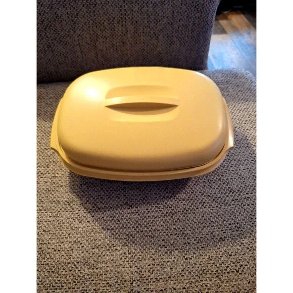 Vintage 1970's Tupperware Harvest Gold Steamer Model #1273‎