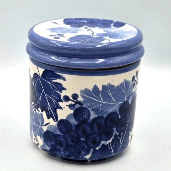 Ceramic Canister Blue White DESIGN‎ PAC Hand Painted Grapevine Cottage Core