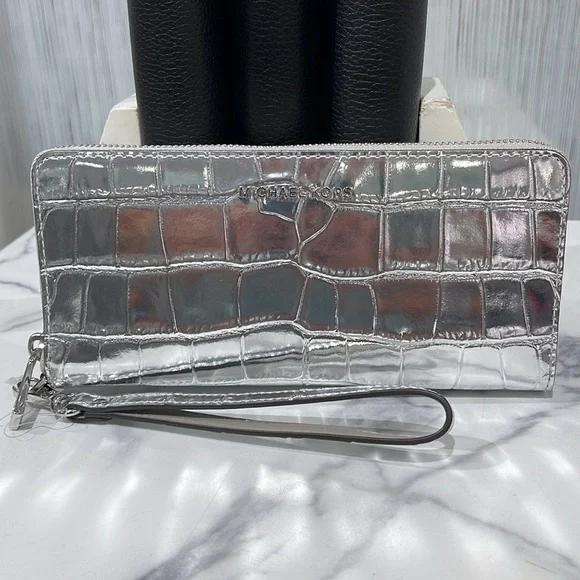 Michael Kors JST LgMetallic Crocodile Embossed Leather Continental Wallet Silver