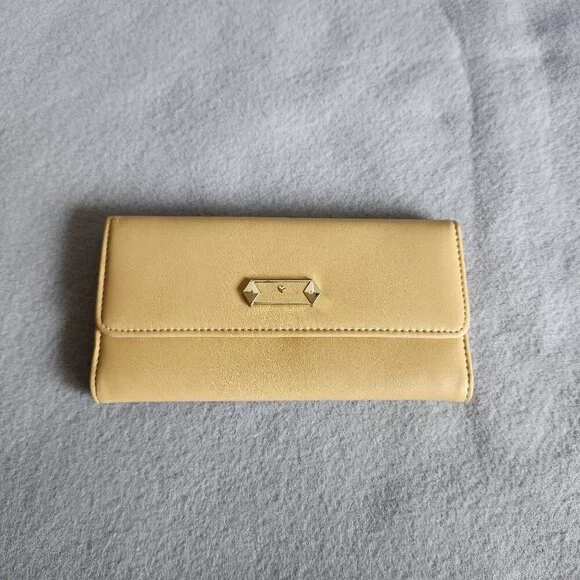 Fossil Wallet Women's Tan Yellow Faux Leather Pleather