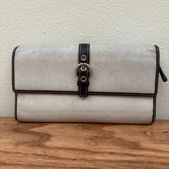 Coach Soho Wallet Trifold Organizer White Brown Leather Vintage Y2K Needs Work