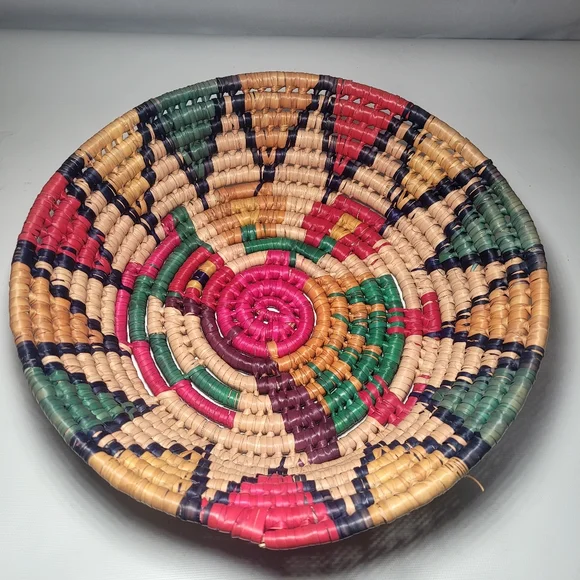 Vintage Hand Woven Straw Coil Basket Bowl Boho Star Pattern Artisan 12