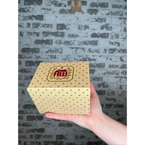 Avon | vintage new recipe box with recipe cards