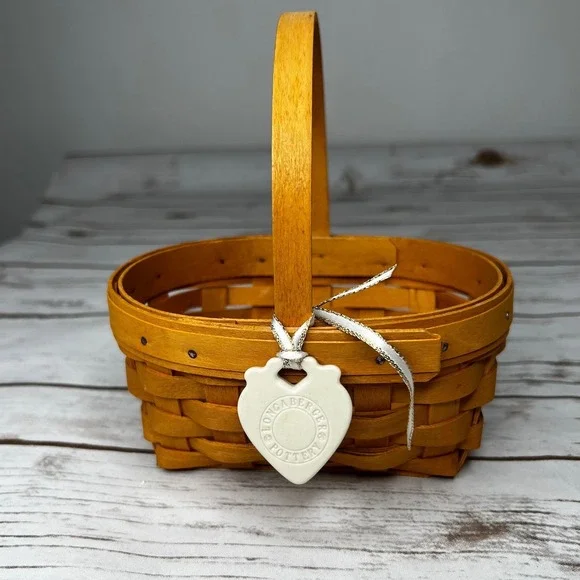 Longaberger Basket Honey Brown 1999 American Cancer Society Heart Charm Small