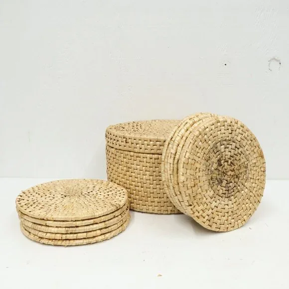 Vintage Rattan Whicker Thistle Natural Fiber 6in Diameter Trivet Coaster Set
