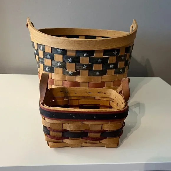 Lot of 2 Baskets