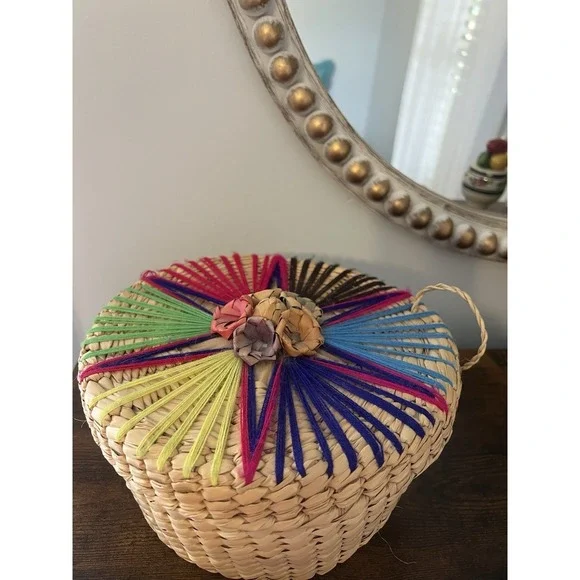 Vintage Mexican Handwoven Palm Lidded Basket Folk Art Boho Southwestern