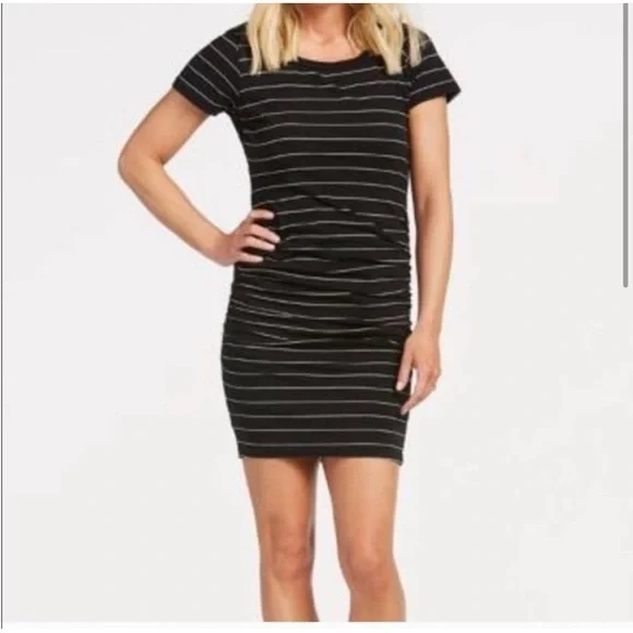 Sundry black t-shirt crew neck dress w white stripe and ruching down side lined