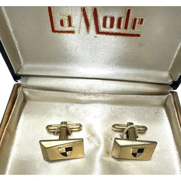 Vintage LA MODE Heraldic Shield Gold-Tone Designer Cufflinks