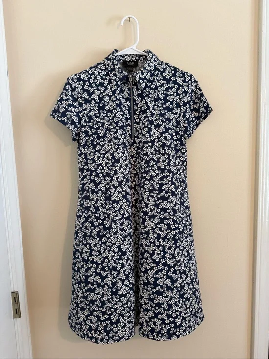 MSK Petite Short Sleeve Collared Zip Dress Womens Medium
