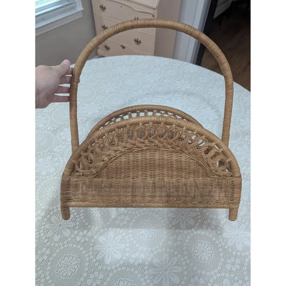 Magazine Rack Tan Woven Wicker Rattan Boho Fan Design Large