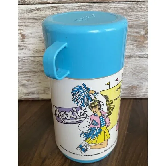 Vintage Maxie Cheerleader Thermos w/ Lid and Cup 1988 Aladdin‎ Fashion Doll Blue
