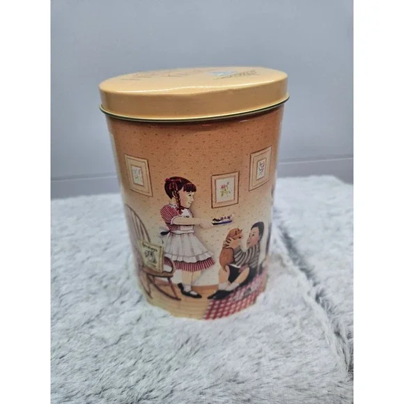 Hershey's Kisses Milk Chocolate Vintage Tin‎ Container Country Kitchen Decor