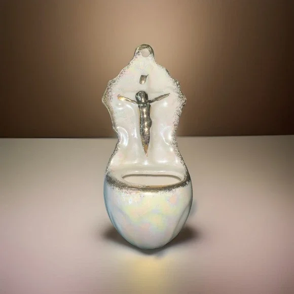 Holy water Holder White And Gold 6