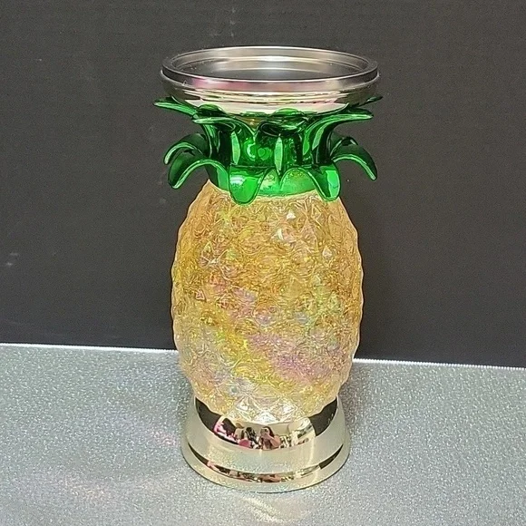 HTF Bath & Body Works Glitter Light Up Pineapple Snowglobe Candle Holder