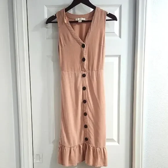 Monteau Sleeveless Ruffle Hem Dress in - Peach Color