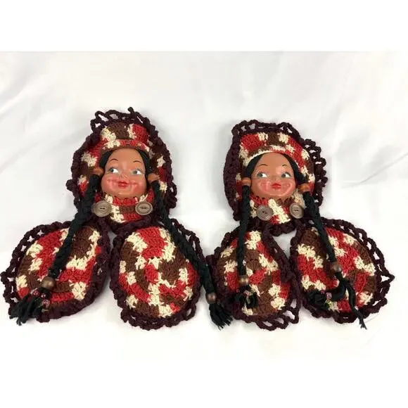 VTG Set of 2 Rubber Doll Face Crochet‎ Pot Holder Brown & Red Wall Decor 1970s