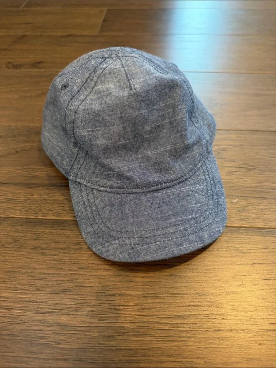 Old Navy Toddler Denim-Look Baseball Cap Size 18-24 Months - C34-099