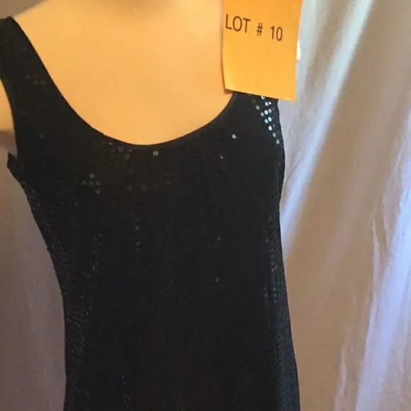 Sleeveless sequined party dress in size 2 black