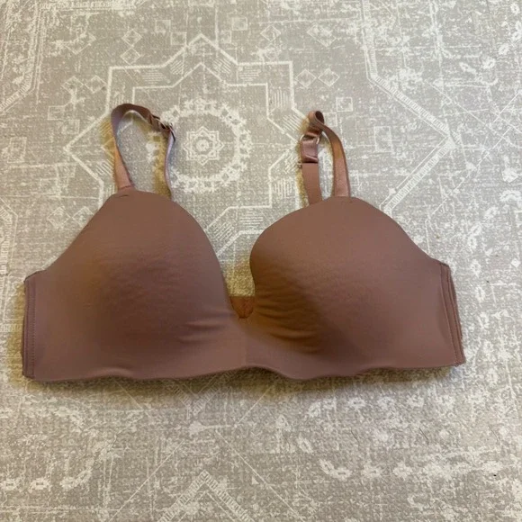 Auden‎ Breastfeeding Nursing Lightly Lined Wireless Bra Size 38D Comfort Support