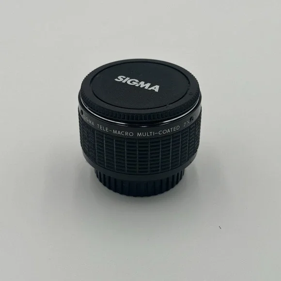 Sigma Tele-Macro Multi-Coated 2X-1:1 Converter for Canon - Japan