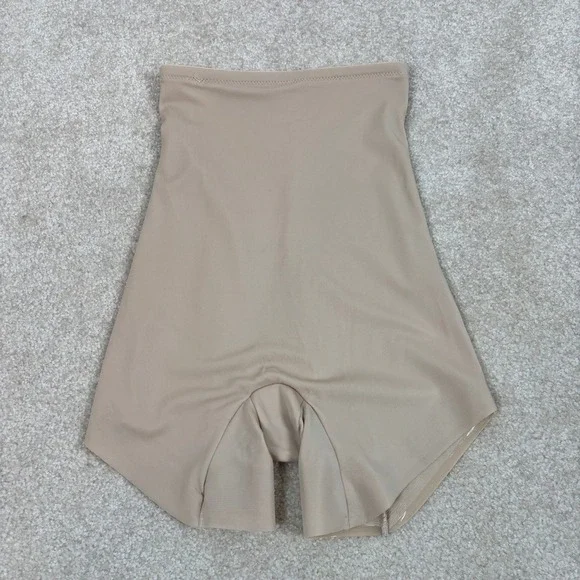 TC‎ Fine Intimates Nude High Waist Shaping Shorts Firm Control Style 4548 Size S