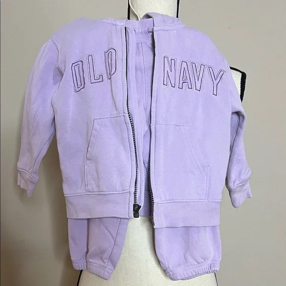 Old Navy Kids Light Purple Zip-Up Hoodie & Pants