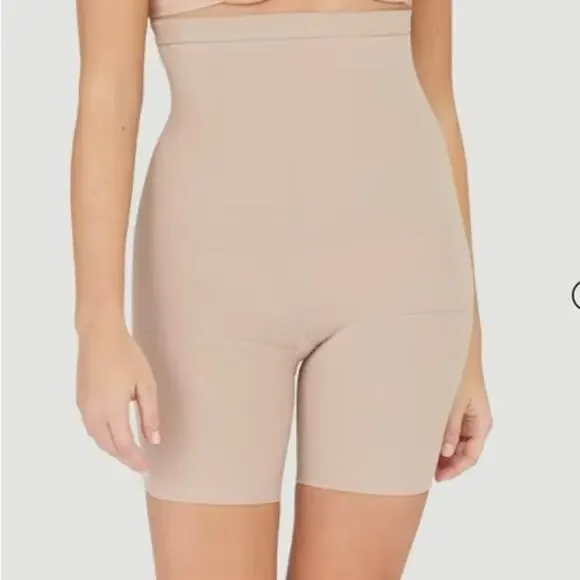 SPANX -‎ Assets by Sara Blakely Hi-Waist Mid-Thigh Shaper Nude Size 4