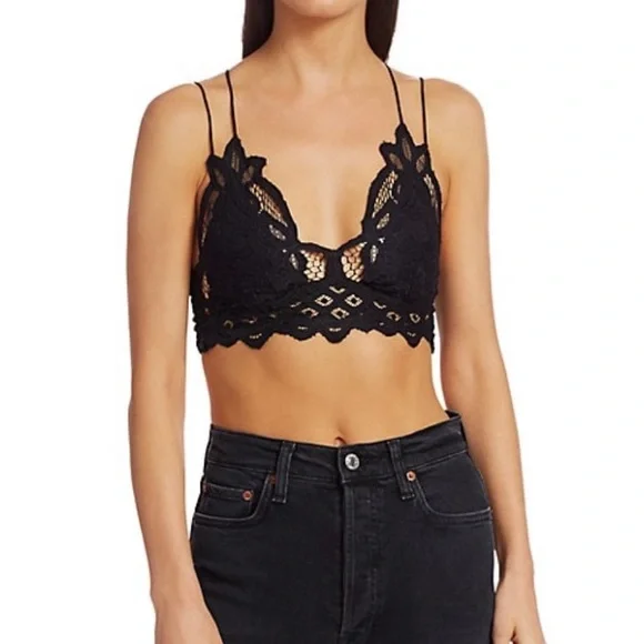 Miss Sparkling Lace Scalloped Eyelet Women Color Black Size L