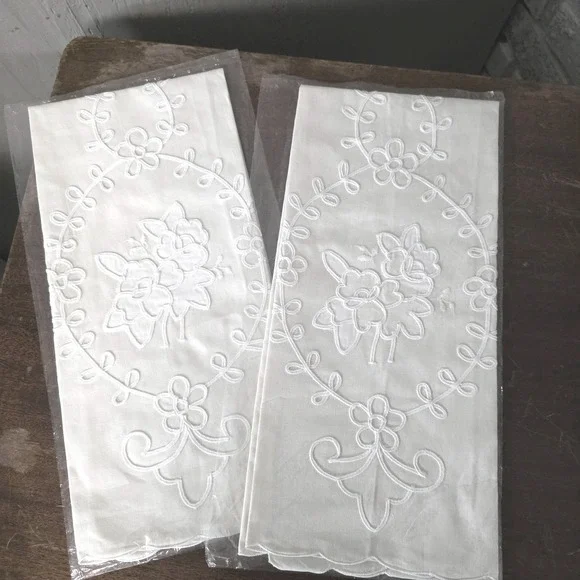 Linen Style Kitchen towel set of 2,‎ Beige Embroidered, 28
