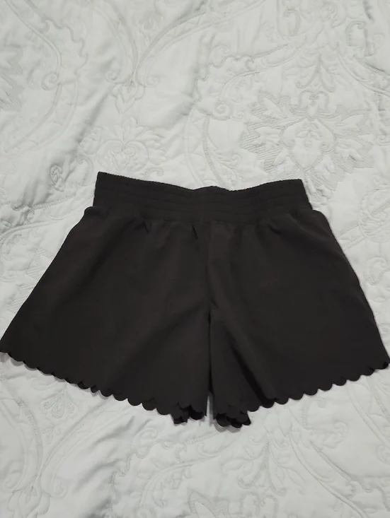 Old Navy Black Scallop Hem Girls' Pull-On Shorts